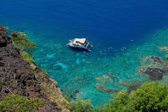 Kealakekua Bay Morning Snorkel Cruise